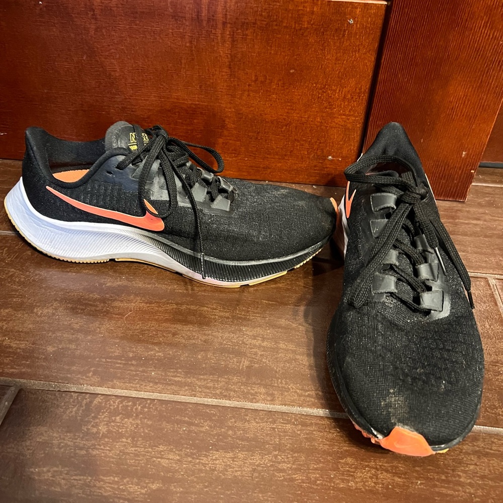 Nike Zoom Pegasus Sneaker